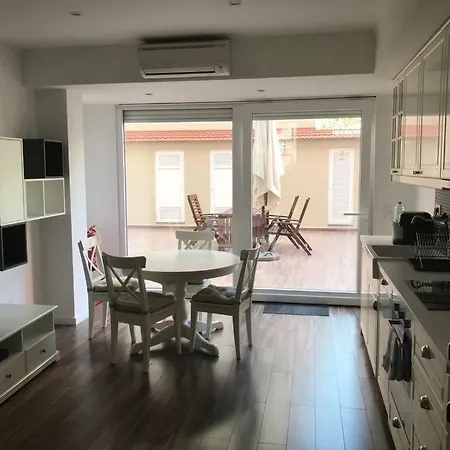 New Central With Terrace Διαμέρισμα